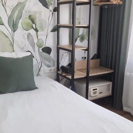 Court Garden Hotel 4*